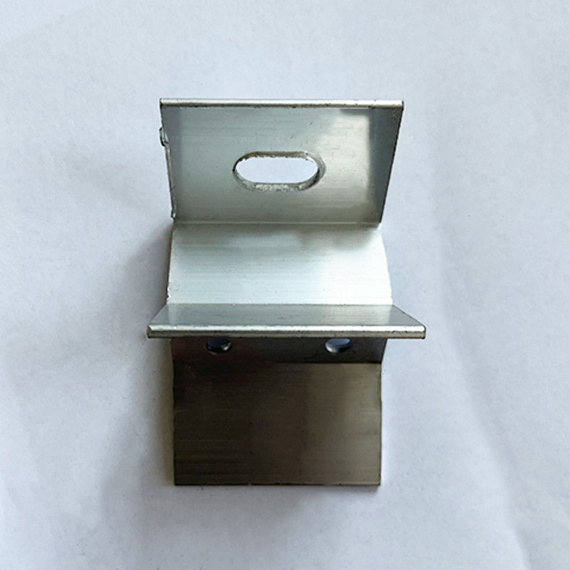 Van het de Inrichtings Zonne Trapezoïdale Dak van het aluminium Zonnedak van het de Installatiezonnepaneel de Klemfabriek