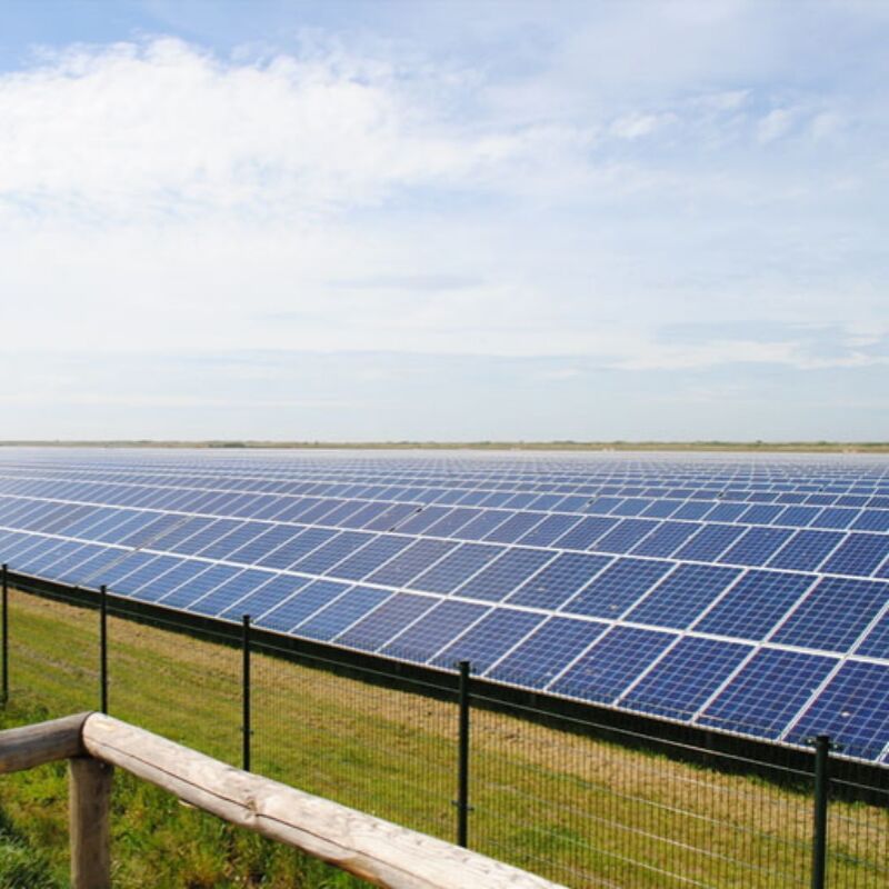 Ground Solar Mounting Brackets bieden weerstand tegen sterke wind- en sneeuwbelasting met een uniek design en vooraf geassembleerde componenten