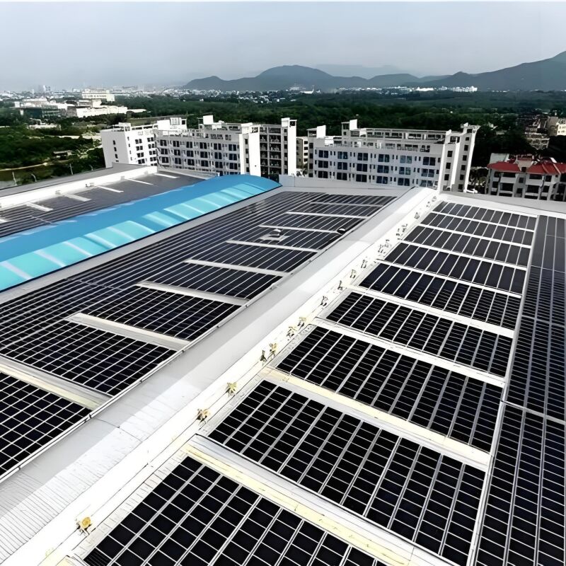 Veelzijdige zonnepaneel dakmontagebeugels, aanpasbaar aan de meeste soorten pannendaken, met duurzame aluminium constructie en snelle montage-eigenschappen