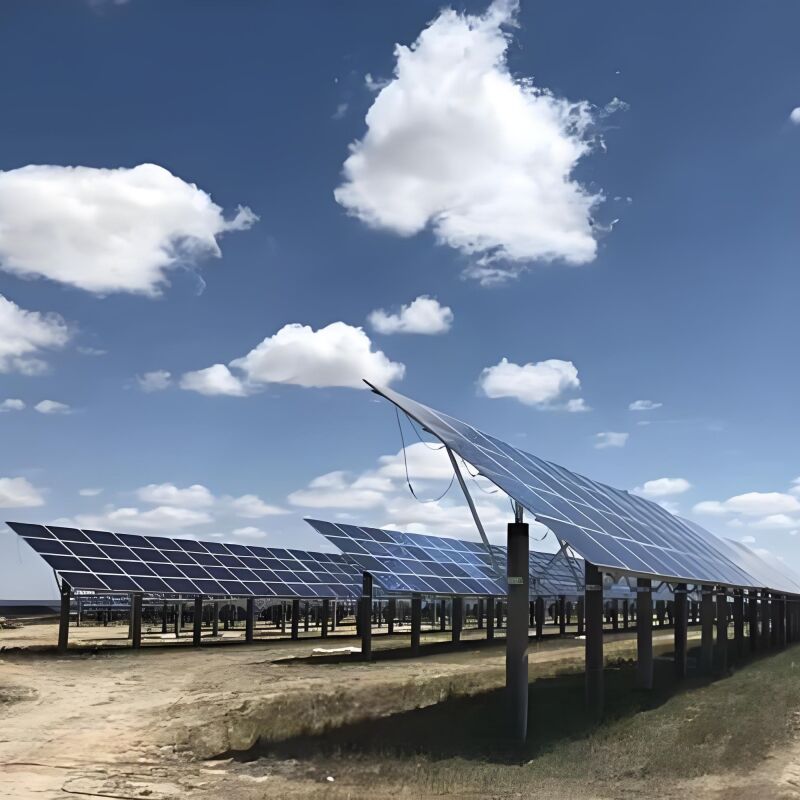 Ground Solar Mounting Brackets gebouwd met legeringsstaal en aluminium legeringsmaterialen die stabiliteit en levensduur garanderen