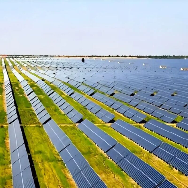 Ground Solar Mounting Brackets uniek ontwerp van de paal en de paal verbetert de aanpassingsvermogen van de bodem en versterkt de algehele stabiliteit van het installatiesysteem